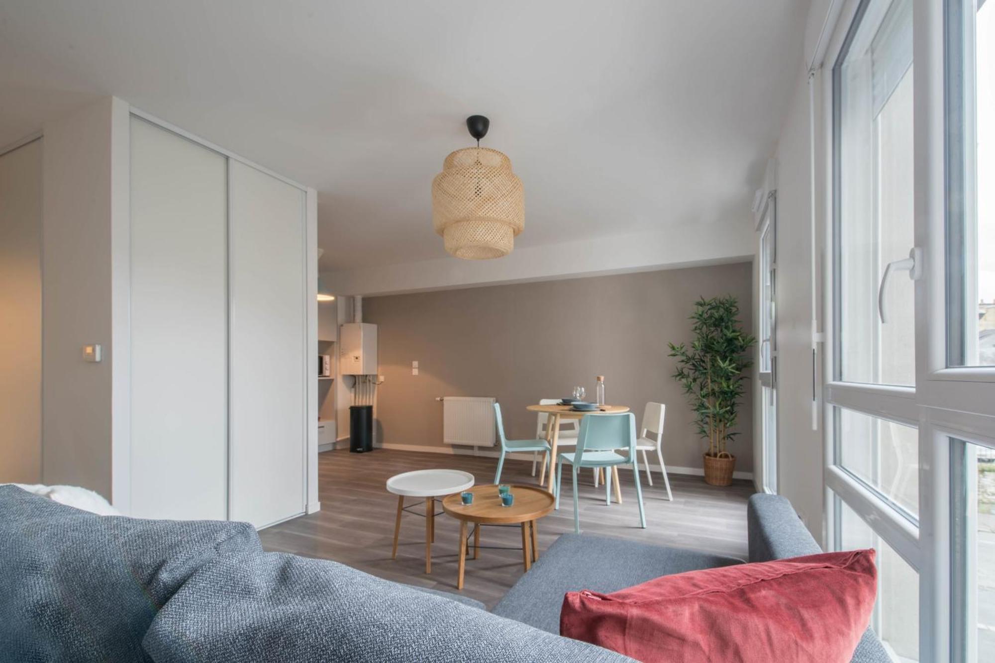 Nathan - Appartement Proche Gare Arrivee 2424 Le Mans Luaran gambar